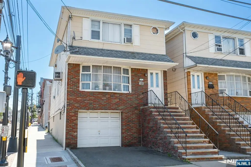 351 2nd Street, East Newark, NJ 07029 - #1