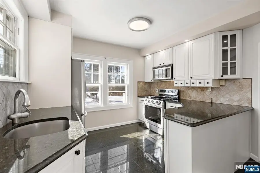 232 W Midland Avenue, Paramus, NJ 07652 - #3