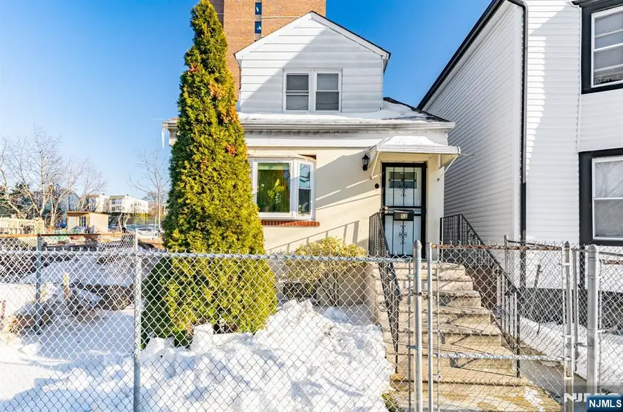 52 Oak Avenue, Irvington, NJ 07111 - #2