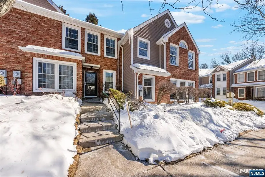 34 Hillsborough Court, Rockaway, NJ 07866 - #2