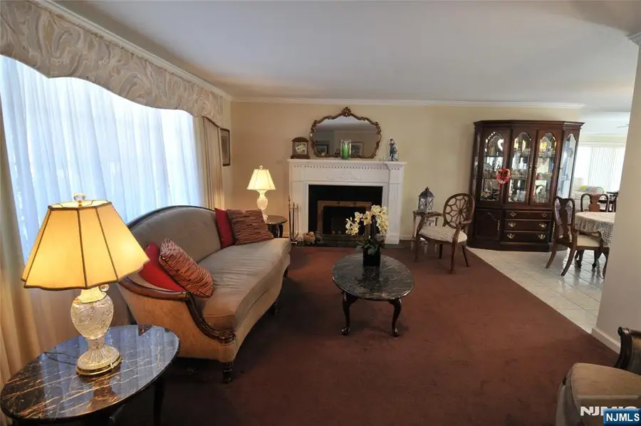 7 Maple Hill Drive, Woodcliff Lake, NJ 07677 - #2