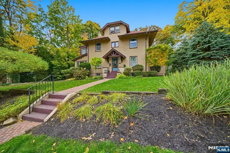 238 Rutgers Place, Nutley, NJ 07110 - #3