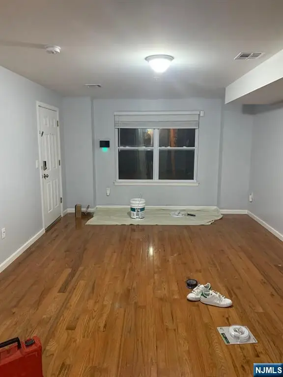 576 11th Street, Newark, NJ 07103 - #3