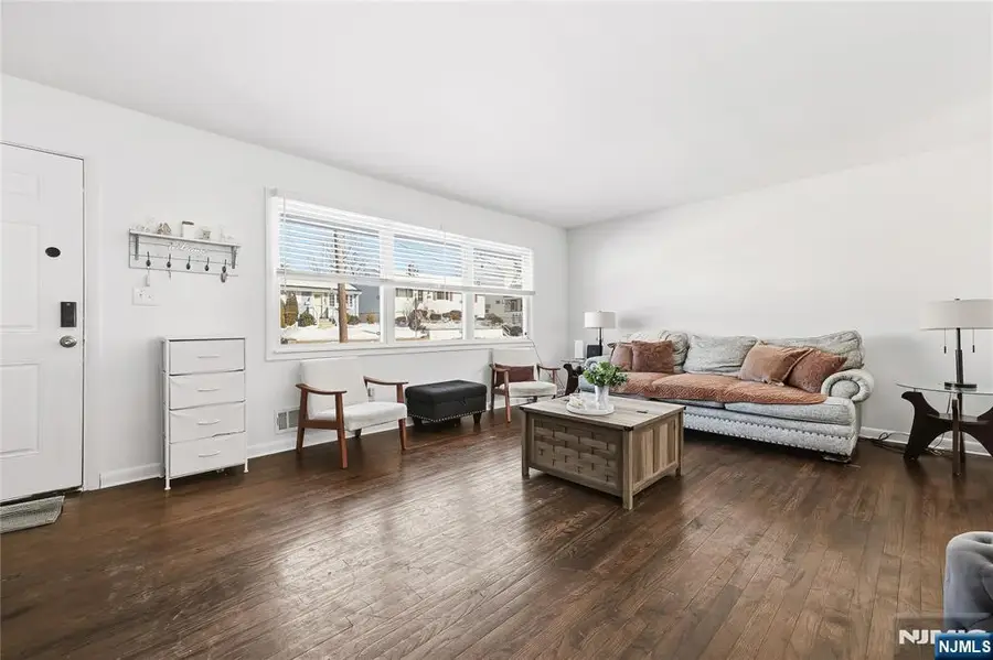 196 Merritt Avenue, Bergenfield, NJ 07621 - #2