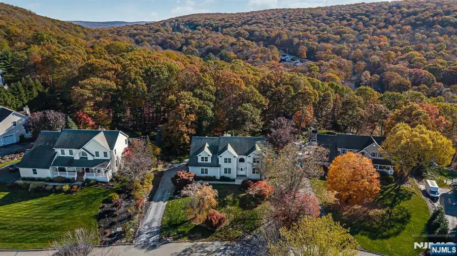 14 Stone Cliff Terrace, Oak Ridge, NJ 07438 - #3