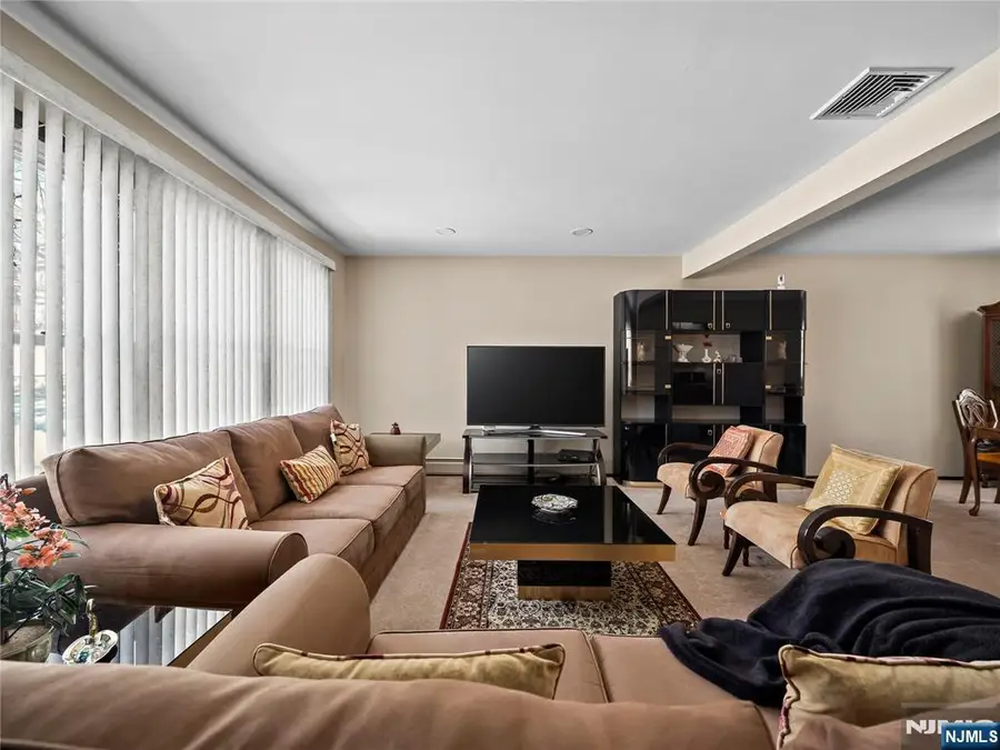 5 Woodland Road, Bloomfield, NJ 07003 - #3