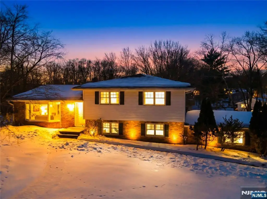 1011 Washington Avenue, Old Tappan, NJ 07675 - #1