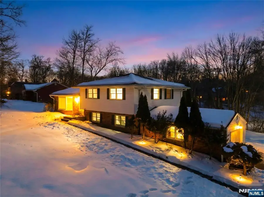 1011 Washington Avenue, Old Tappan, NJ 07675 - #2