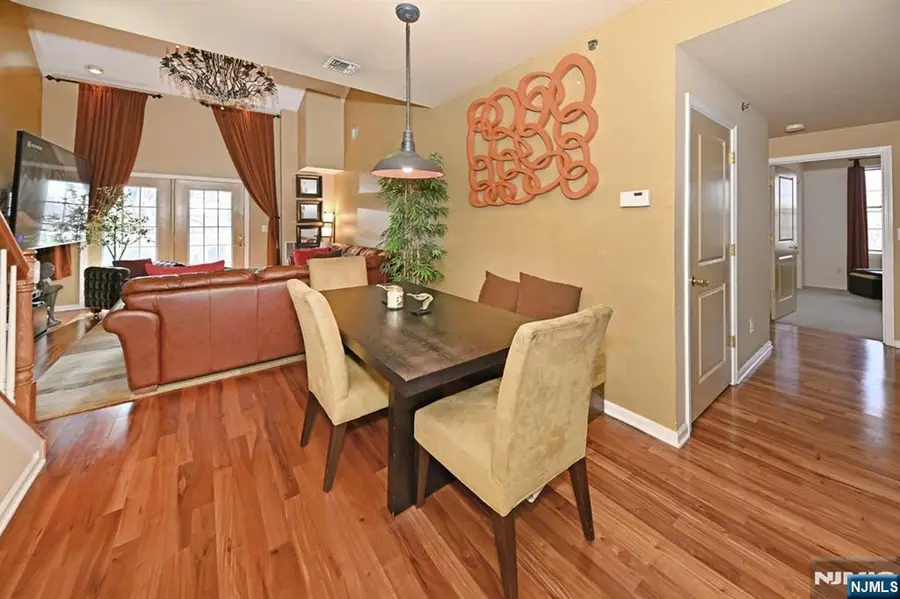 175 Rochelle Avenue 301, Rochelle Park, NJ 07662 - #3