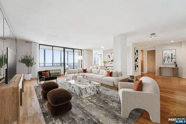 200 Winston Drive 1902, Cliffside Park, NJ 07010