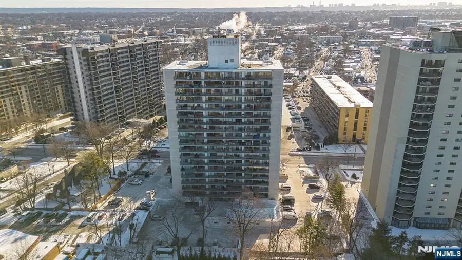 277 Prospect Avenue 18B, Hackensack, NJ 07601 - #2