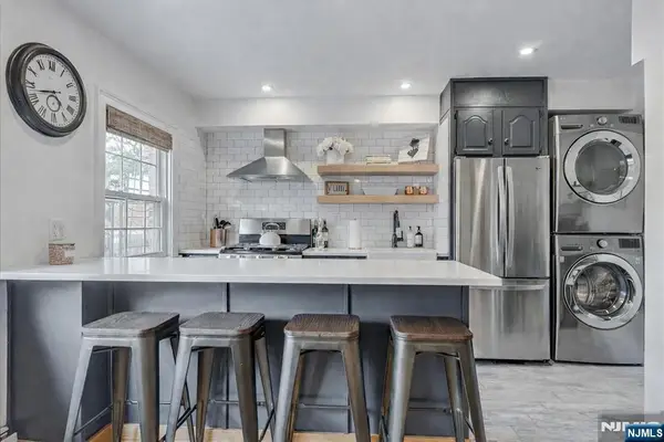 40 Wedgewood Drive 115, Verona, NJ 07044