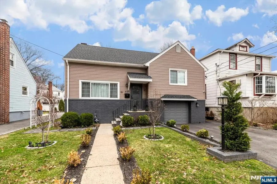 659 River Road, Teaneck, NJ 07666 - #2