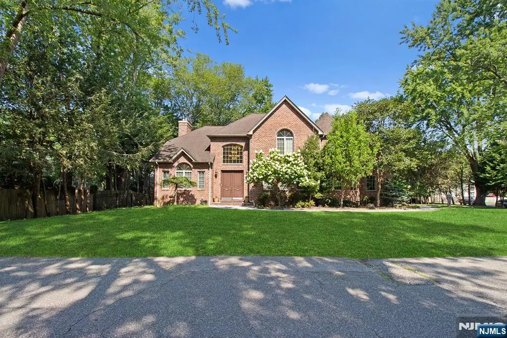 5 Kenyon Court, Norwood, NJ 07648 - #1