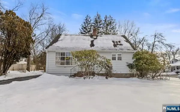 417 Tenakill Drive, Northvale, NJ 07647