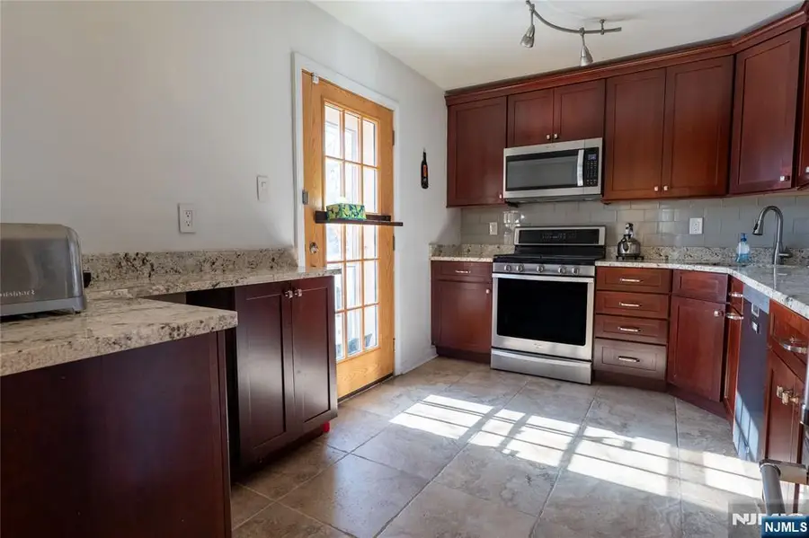 37 Boston Court 311, Newark, NJ 07103 - #3