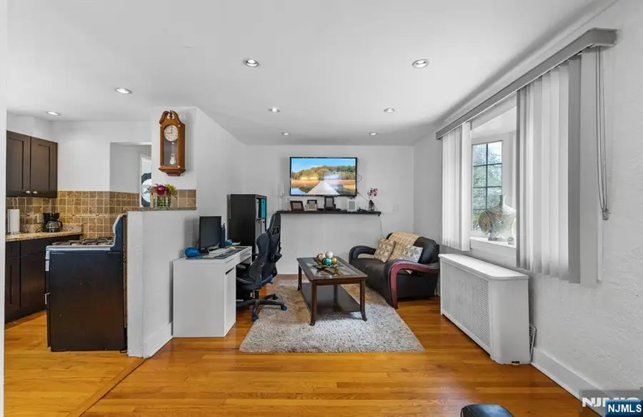 288 Sussex Road, Wood Ridge, NJ 07075 - #3