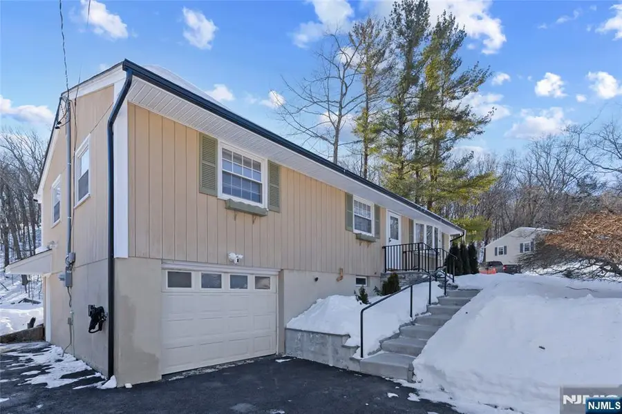 11 Glenn, Fredon, NJ 07860 - #2