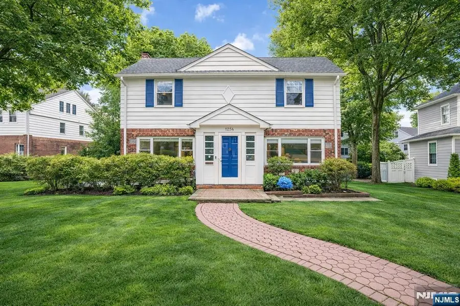 1284 Wellington Avenue, Teaneck, NJ 07666 - #2