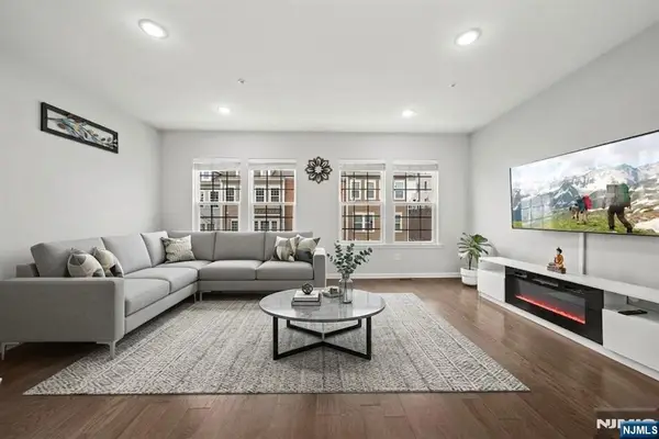 129 Truman Drive, Wood Ridge, NJ 07075