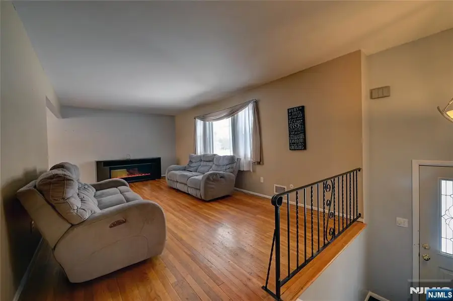 139 Sunset Avenue, Butler, NJ 07405 - #3