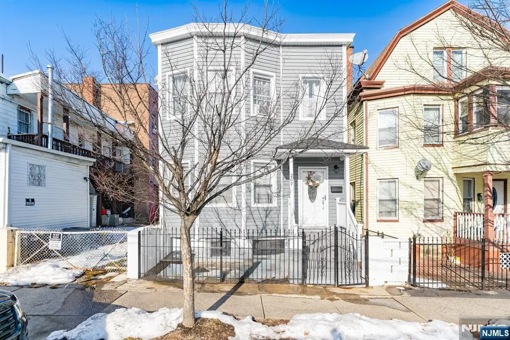 209 Taylor Street, Orange, NJ 07050 - #1