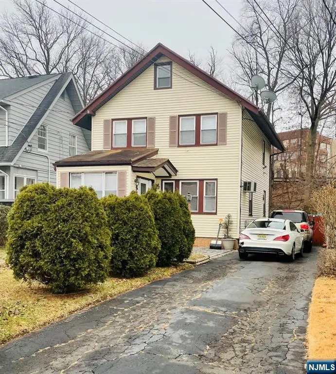 186 Newark Avenue, Bloomfield, NJ 07003 - #1