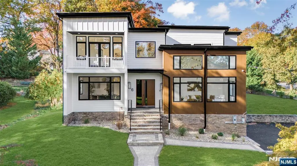 6 Cambridge Drive, Short Hills, NJ 07078 - #1