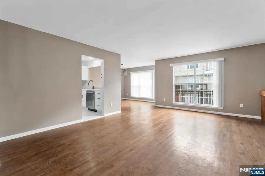 557 Ridge Lane 4220, Fort Lee, NJ 07024 - #2