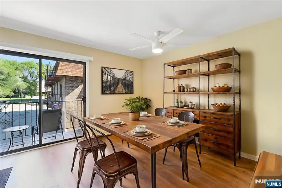 825 Riverside 204, Lyndhurst, NJ 07071 - #2