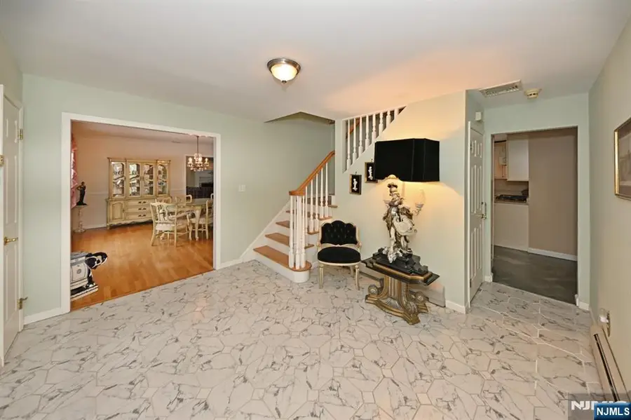 513 Lydia Lane, Wyckoff, NJ 07481 - #2