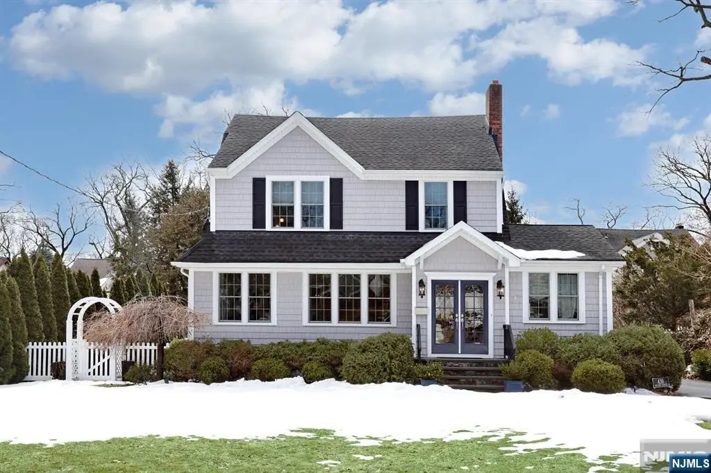 430 Wastena Terrace, Ridgewood, NJ 07450 - #1