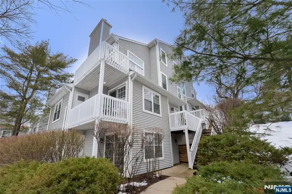 12 Fox Run Drive 6, Englewood, NJ 07631