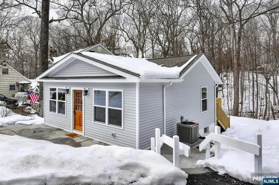 39 Old Road, Ringwood, NJ 07456 - #2