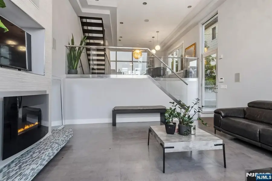 760 Undercliff, Edgewater, NJ 07020 - #3