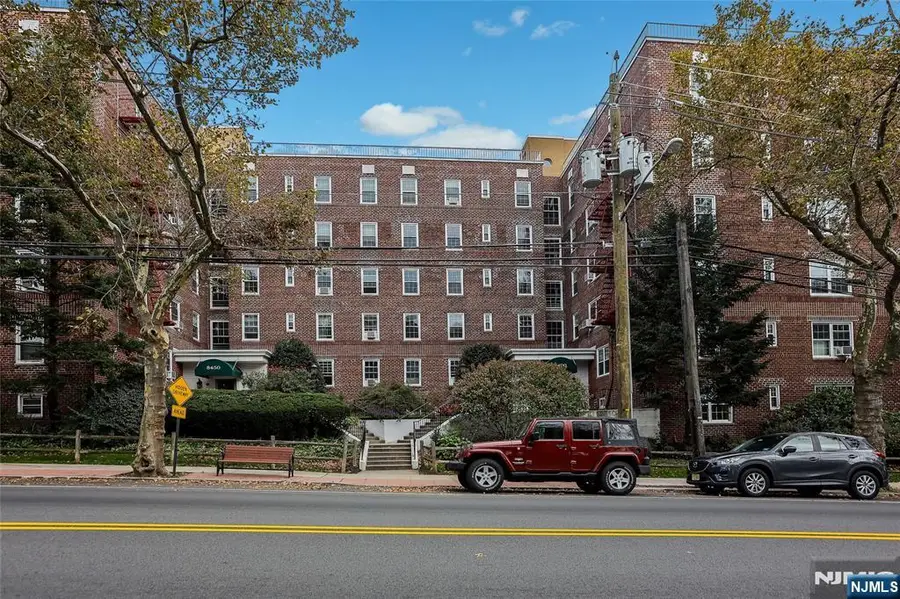 8400 JFK Blvd E 2B, North Bergen, NJ 07047 - #2