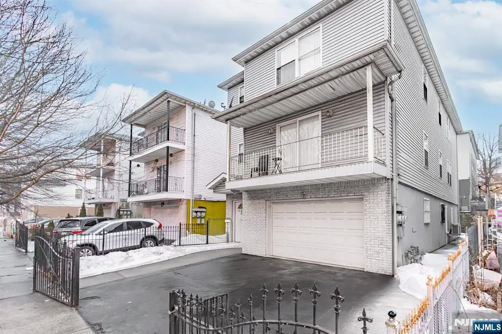 96 N 5th Street, Newark, NJ 07107 - #1