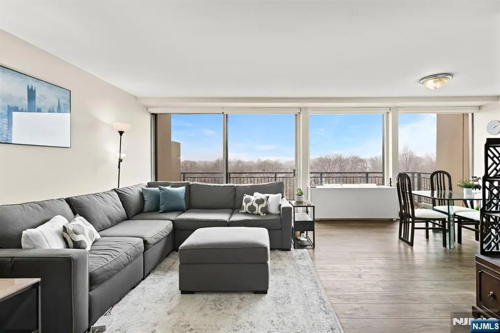 1 Horizon Road 806, Fort Lee, NJ 07024 - #1