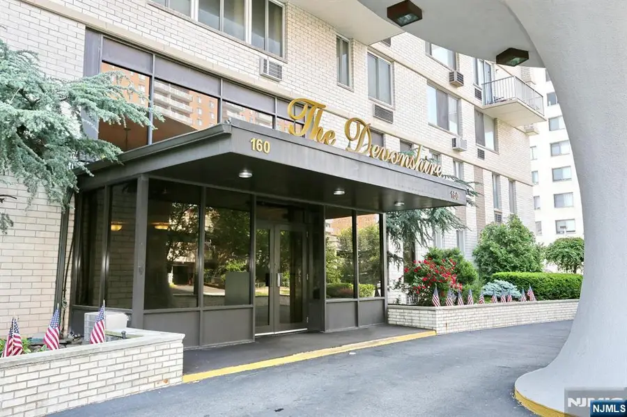 160 Overlook Avenue 4C, Hackensack, NJ 07601 - #2