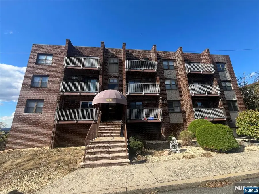 201 12th Street 6, Palisades Park, NJ 07650 - #2