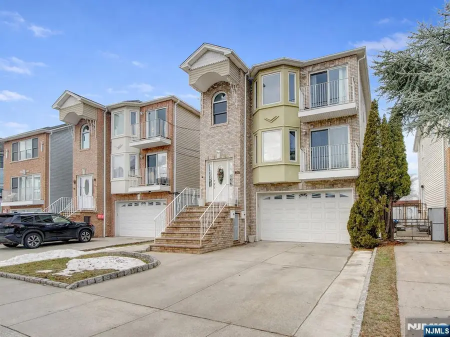 433 Linden Avenue, Elizabeth, NJ 07202 - #2