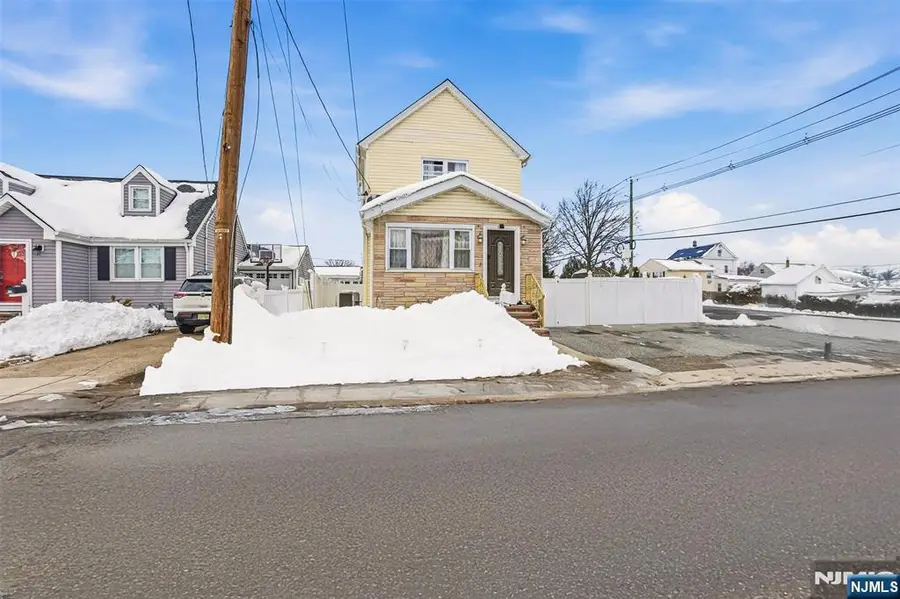 41 15th Avenue, Elmwood Park, NJ 07407 - #3