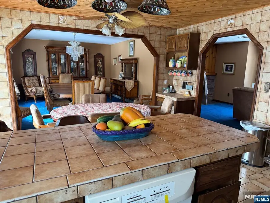 82 Birk Street, Saddle Brook, NJ 07663 - #3