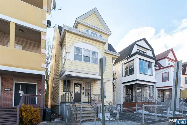 208 19th Street, East Orange, NJ 07017