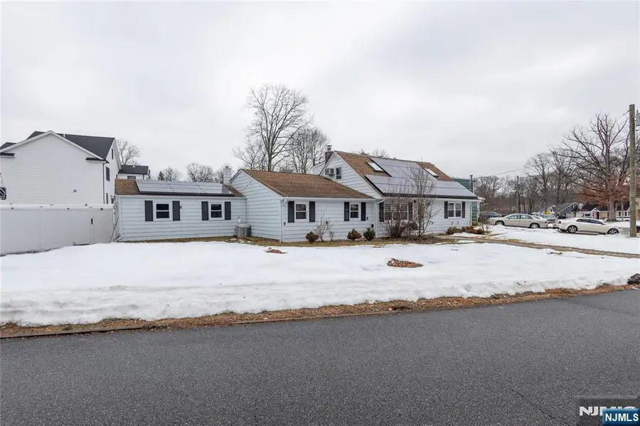 5 Ferndale Road, Wayne, NJ 07470 - #3