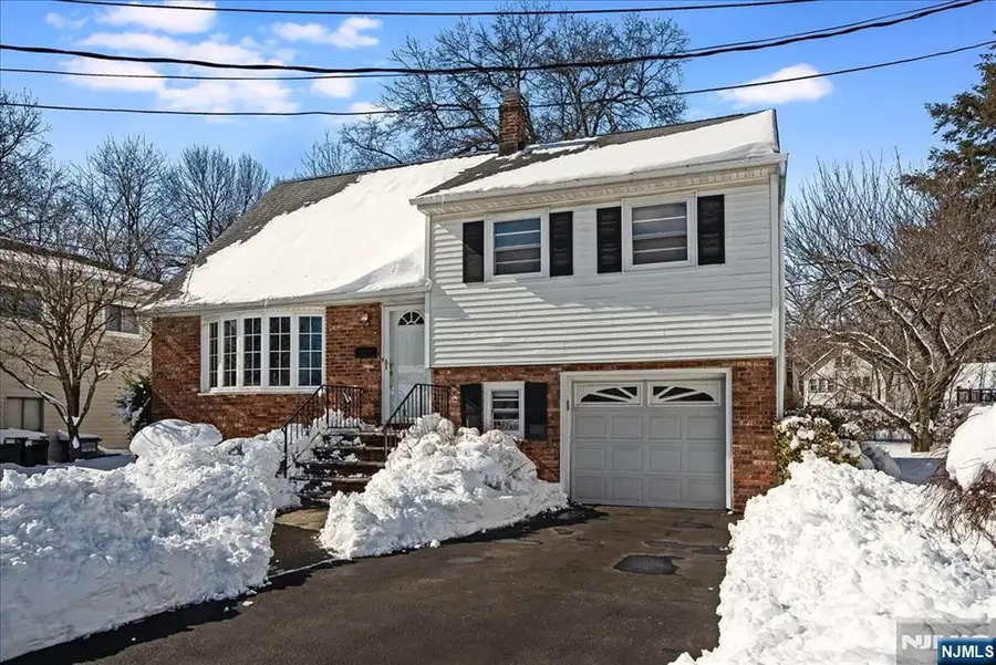 30 Andover Place, Bloomfield, NJ 07003 - #2