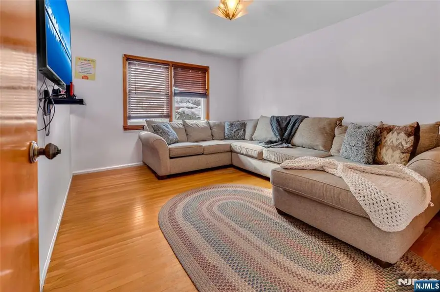 20 Bergen Avenue, North Arlington, NJ 07031 - #3