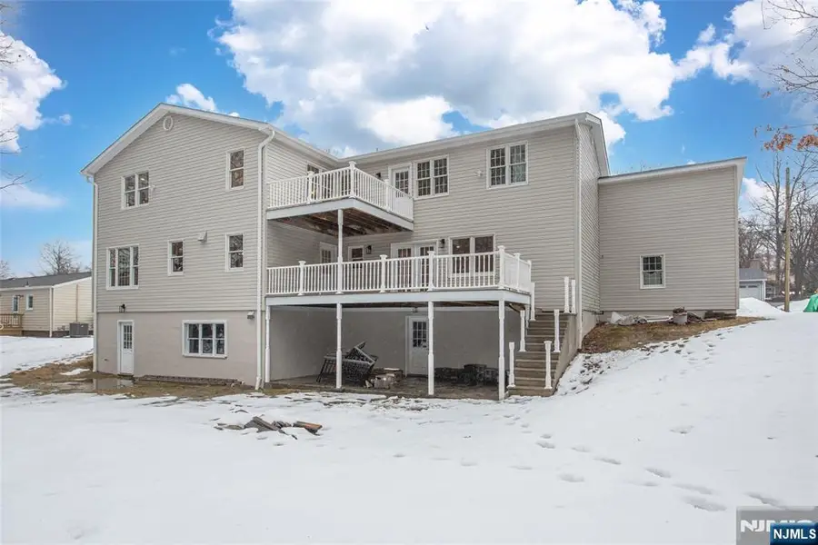 5 Pin Oak, West Caldwell, NJ 07006 - #3