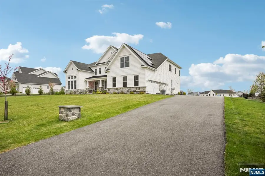 281 Crescent Avenue, Mahwah, NJ 07430 - #3