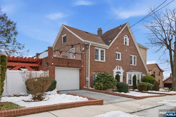 444 Oncrest Terrace, Cliffside Park, NJ 07010